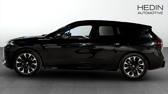 BMW iX 6 of 10