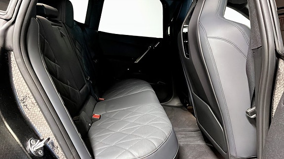 BMW iX 5 of 10