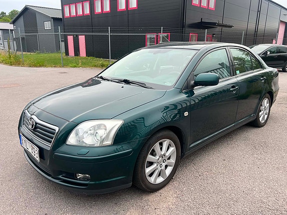 Toyota Avensis 6 of 7