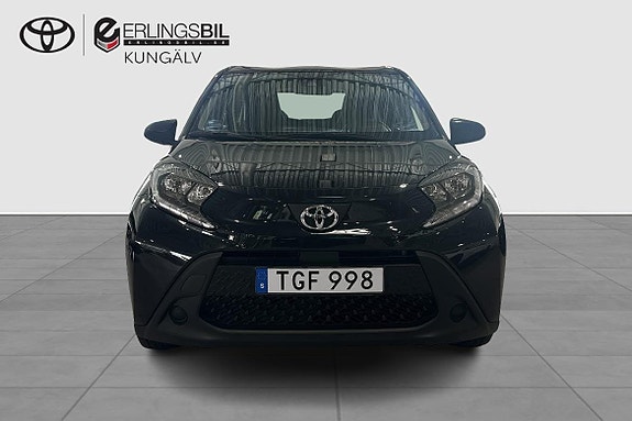 Toyota Aygo X 6 of 12