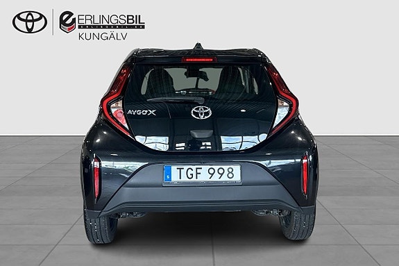 Toyota Aygo X 5 of 12