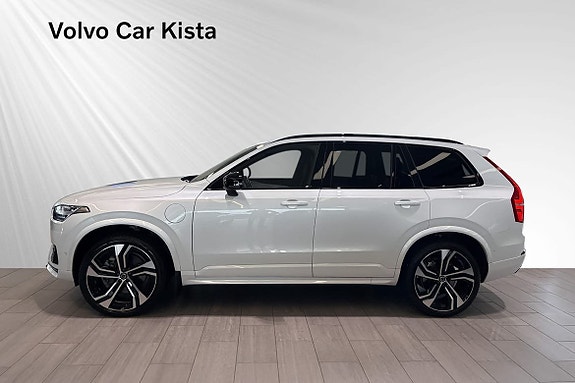 Volvo XC90 3 of 30
