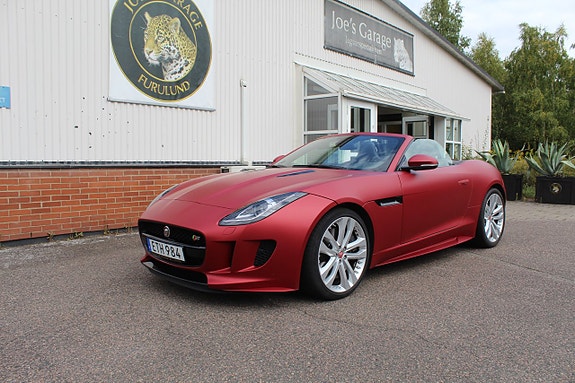 Jaguar F-TYPE 5 of 14