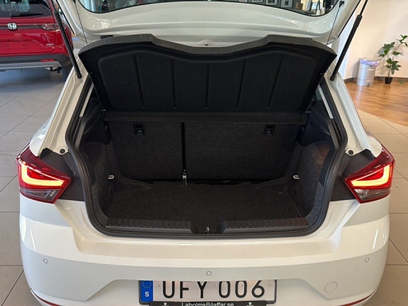 Seat Ibiza 7 of 15