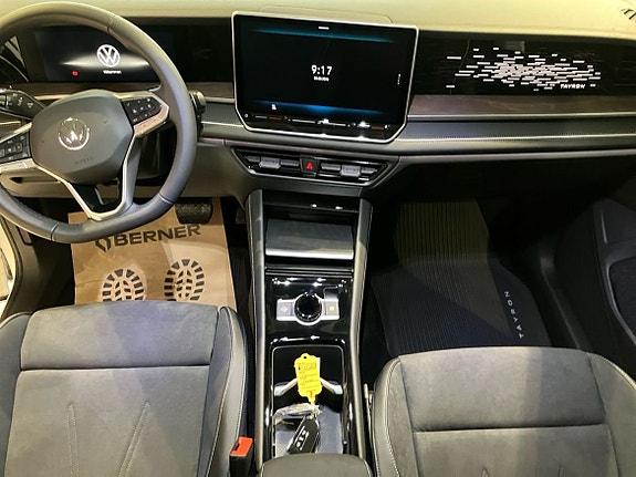 Volkswagen Tayron 10 of 15