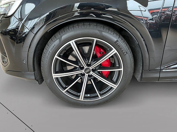 Audi Q7 11 of 11