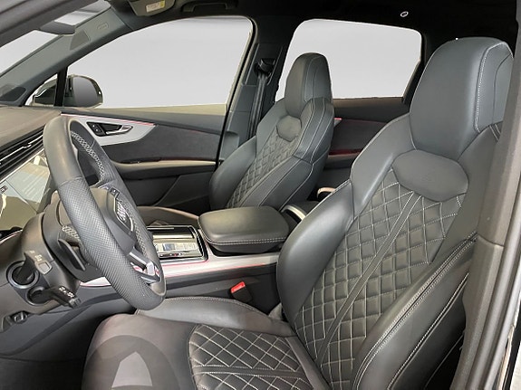 Audi Q7 6 of 11