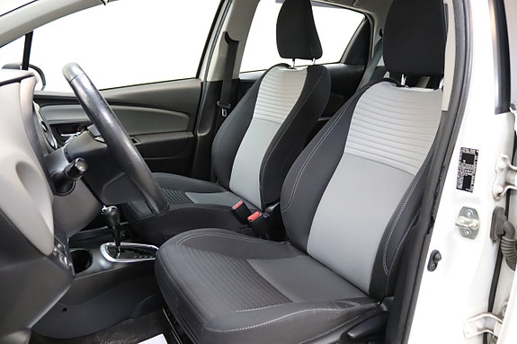 Toyota Yaris 22 of 22