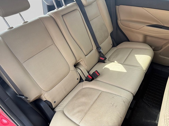 Mitsubishi Outlander 11 of 16
