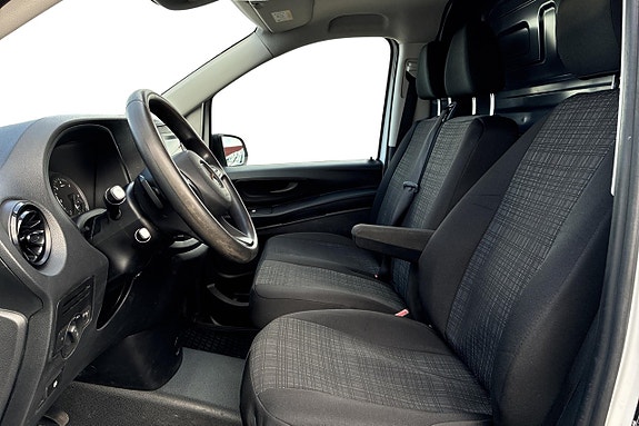 Mercedes-Benz Vito 114 14 of 17