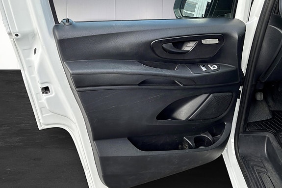 Mercedes-Benz Vito 114 13 of 17