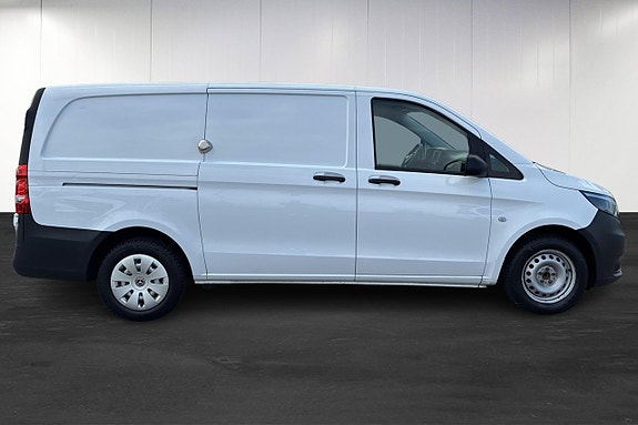 Mercedes-Benz Vito 114 8 of 17