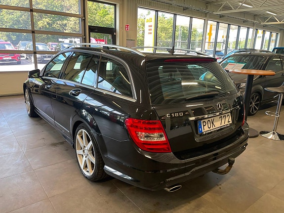 Mercedes-Benz C180 5 of 28