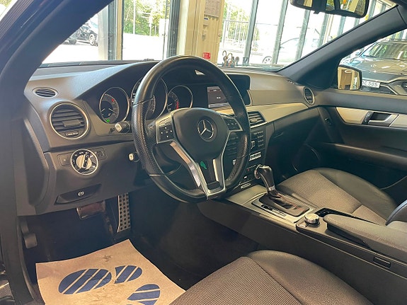 Mercedes-Benz C180 18 of 28