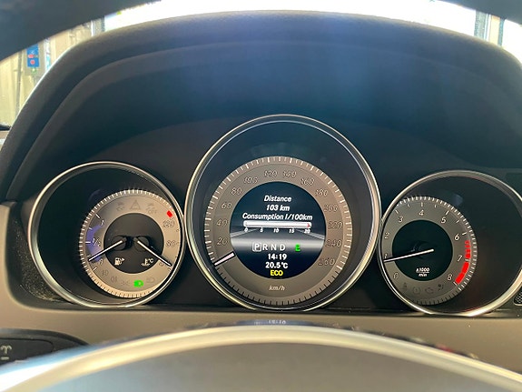 Mercedes-Benz C180 28 of 28