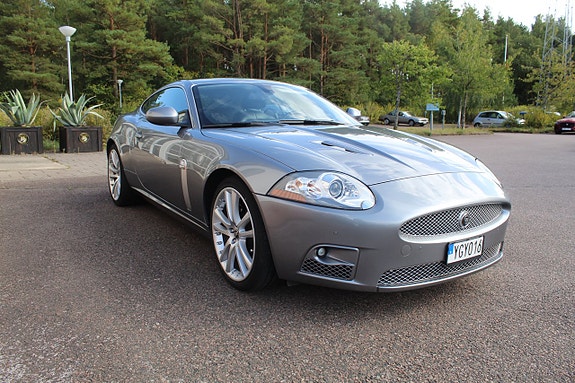 Jaguar XK 3 of 10