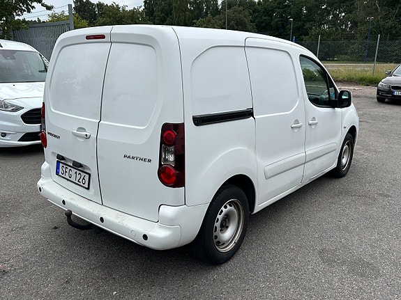 Peugeot Partner 4 of 8