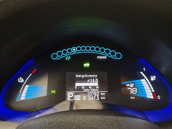 Nissan Leaf 12 of 16