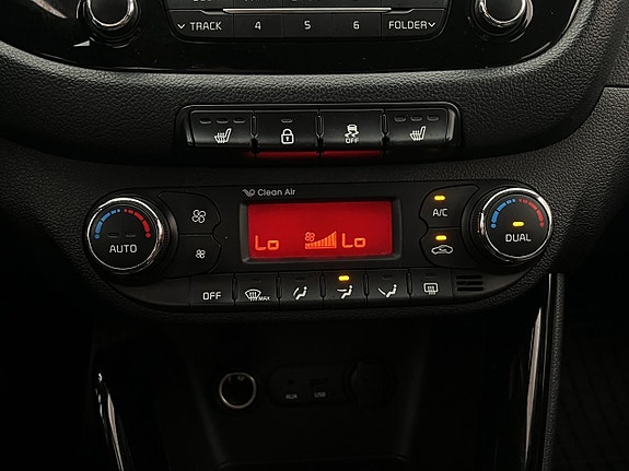 Kia Ceed 20 of 23