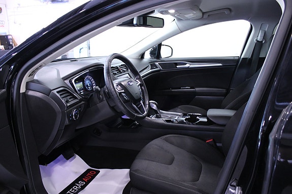 Ford Mondeo 11 of 24