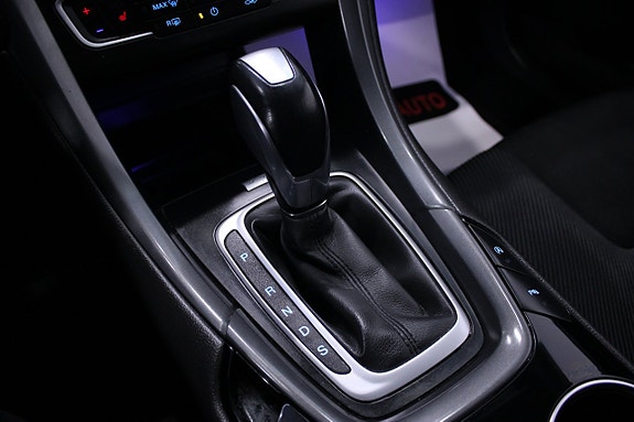 Ford Mondeo 22 of 24