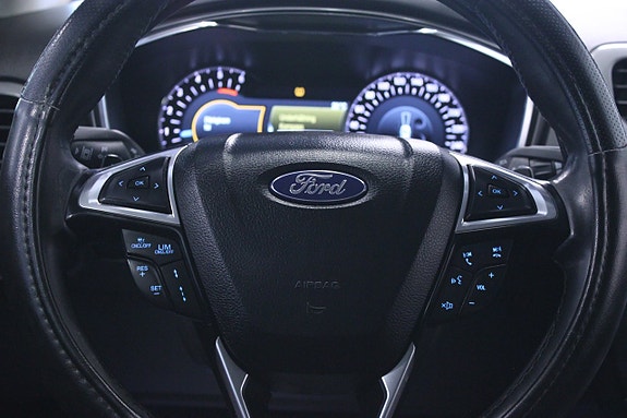 Ford Mondeo 20 of 24