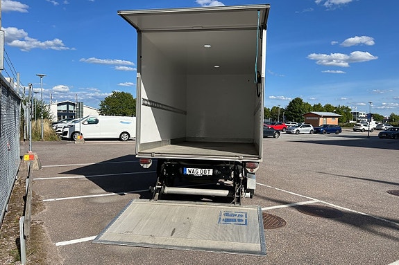 Volkswagen Crafter 7 of 29