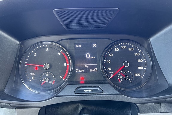 Volkswagen Crafter 15 of 29