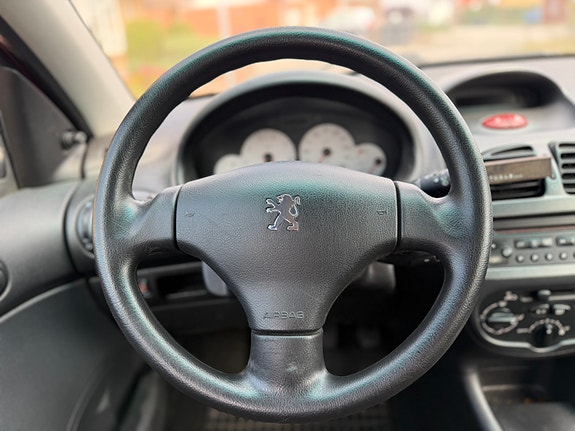 Peugeot 206 9 of 9