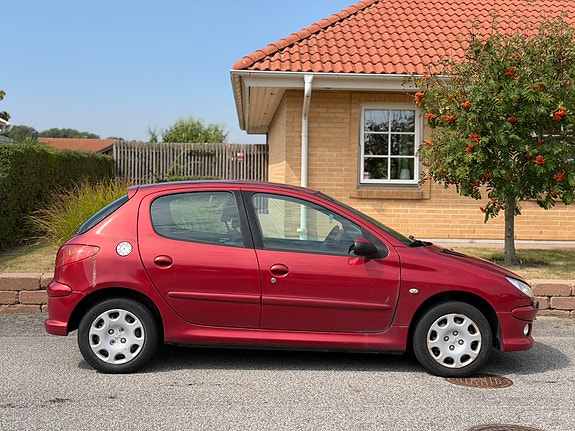 Peugeot 206 6 of 9