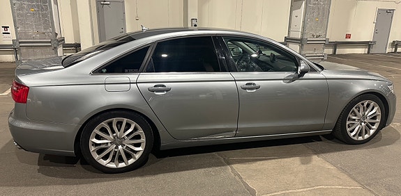 Audi A6 4 of 6