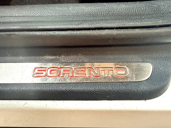 Kia Sorento 16 of 17