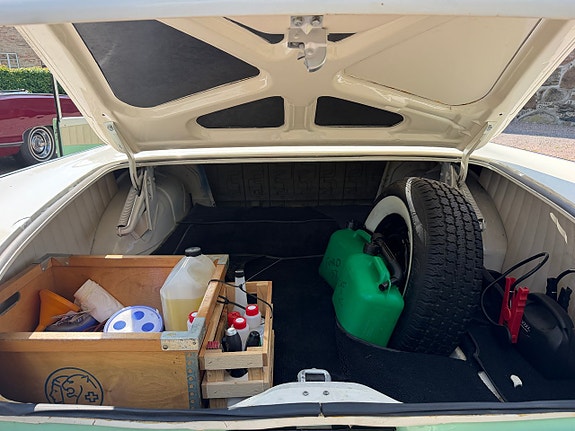 Ford Fairlane 23 of 23