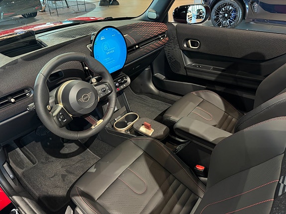 MINI Cooper S 7 of 17