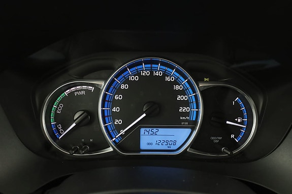 Toyota Yaris 18 of 30