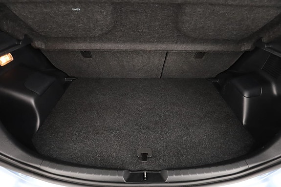 Toyota Yaris 16 of 30