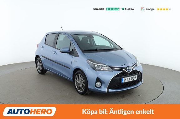Toyota Yaris 7 of 30