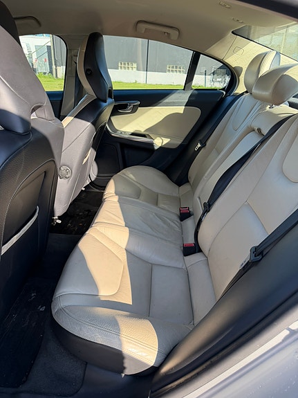 Volvo S60 6 of 6