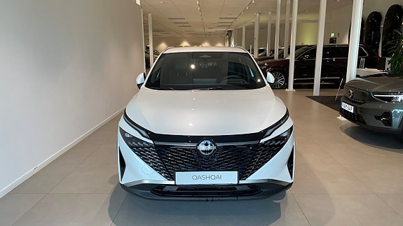 Nissan Qashqai 2 of 12