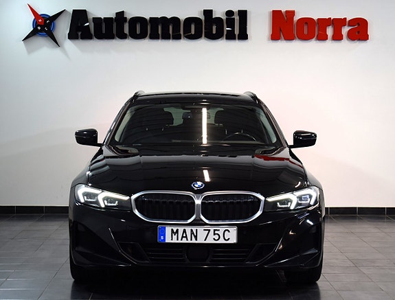 BMW 330e 3 of 5