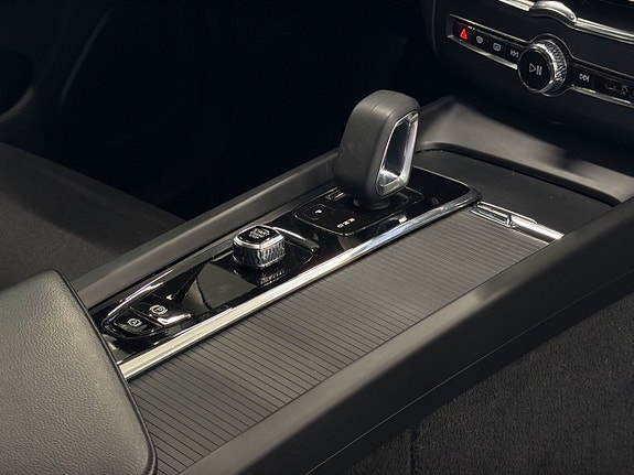Volvo XC60 21 of 27