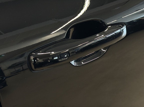 Volvo XC60 13 of 27