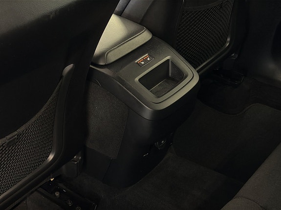 Volvo XC60 19 of 27
