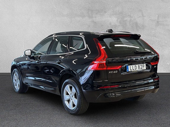 Volvo XC60 3 of 27