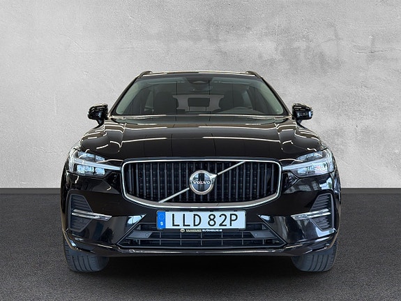 Volvo XC60 8 of 27
