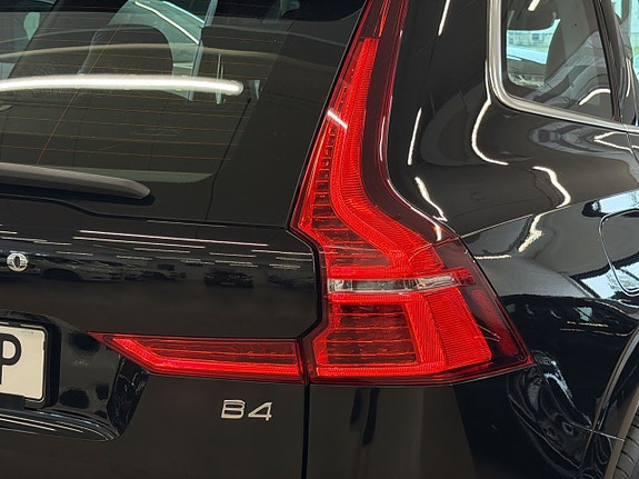 Volvo XC60 14 of 27