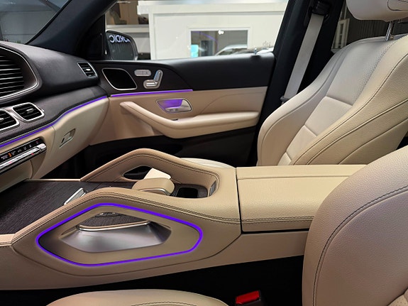 Mercedes-Benz GLE350 de 17 of 26