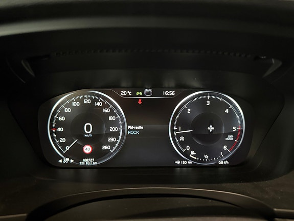 Volvo V90 21 of 30
