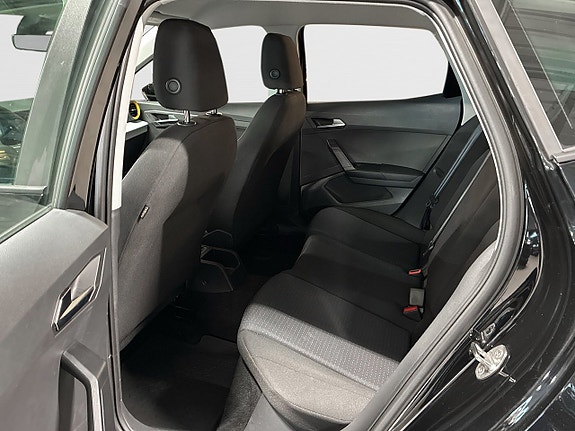 Seat Arona 10 of 22