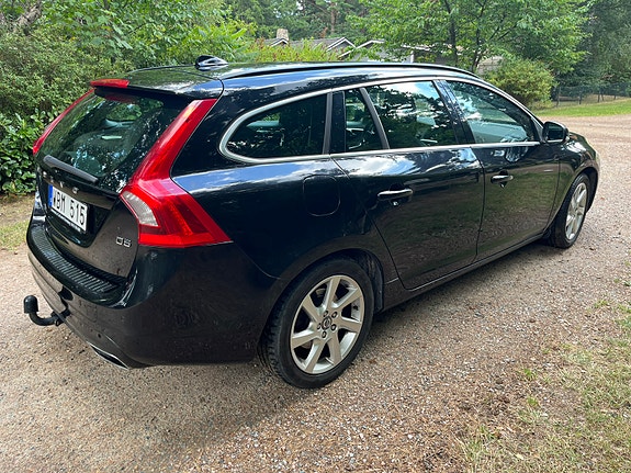 Volvo V60 4 of 10